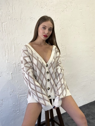 A model wears 32040 - Cardigan - Cream And Mink, wholesale Cardigan of Fame to display at Lonca