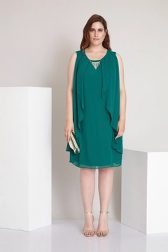 A wholesale clothing model wears FRV10070 - Plus Size Chiffon Sleeveless Mini Dress, Turkish wholesale Dress of Fervente