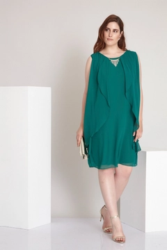 A wholesale clothing model wears FRV10070 - Plus Size Chiffon Sleeveless Mini Dress, Turkish wholesale Dress of Fervente