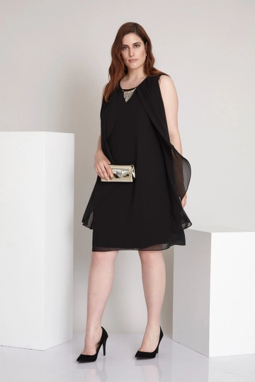 A wholesale clothing model wears  Plus Size Chiffon Sleeveless Mini Dress
, Turkish wholesale Dress of Fervente