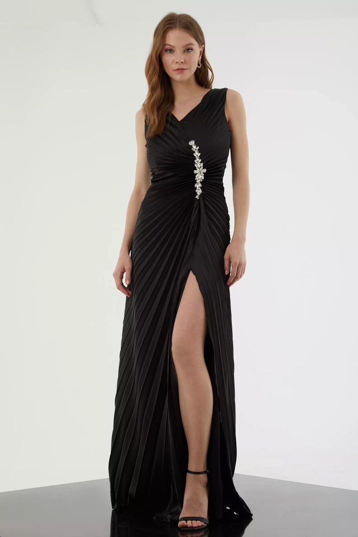 Veleprodajni model oblačil nosi FRV10559 - Saten Sleeveless Maxi Dress, turška veleprodaja Obleka od Fervente