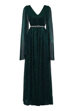 A wholesale clothing model wears frv11902-green-sleeveless-maxi-dress, Turkish wholesale Dress of Fervente
