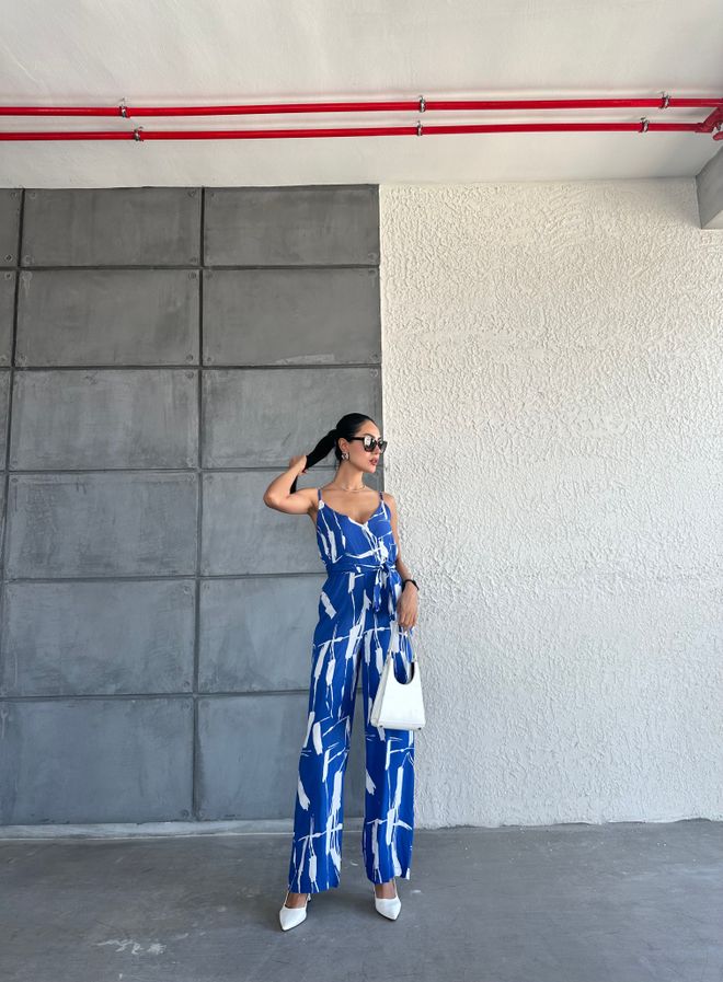Fiori Patterned V Neck Strap Jumpsuit Wholesale Clothing Casual