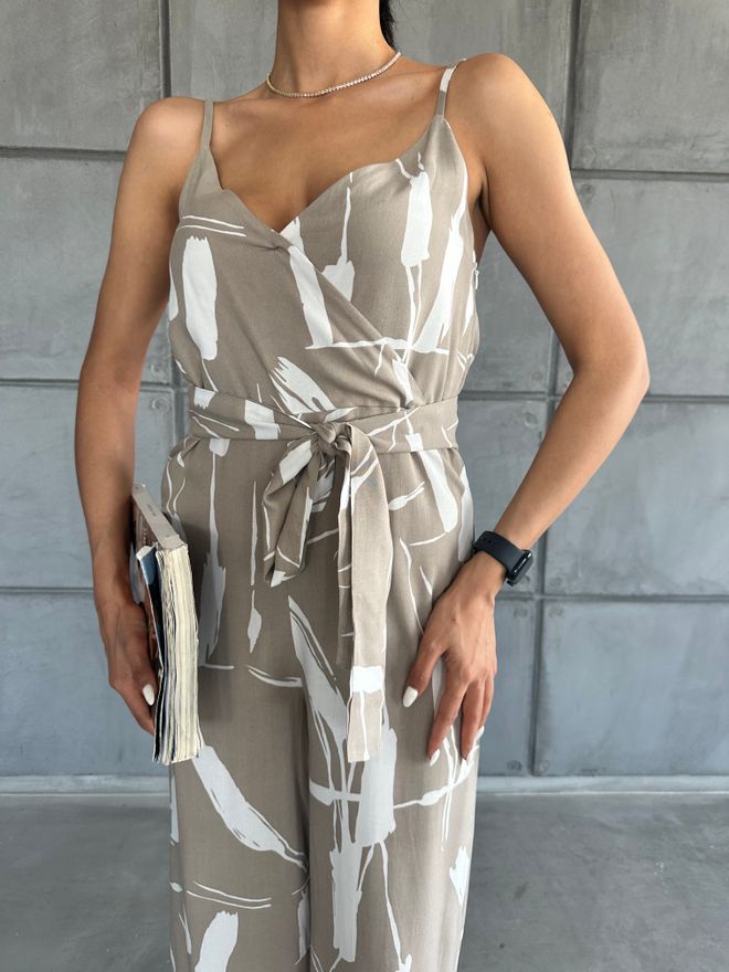 Fiori Patterned V Neck Strap Jumpsuit Wholesale Clothing No Fabric