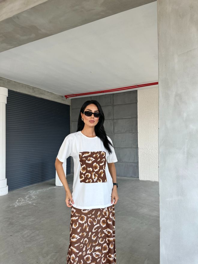 Fiori Basic T Shirt Mit Leopardenmuster Großhandelskleidung Lässig