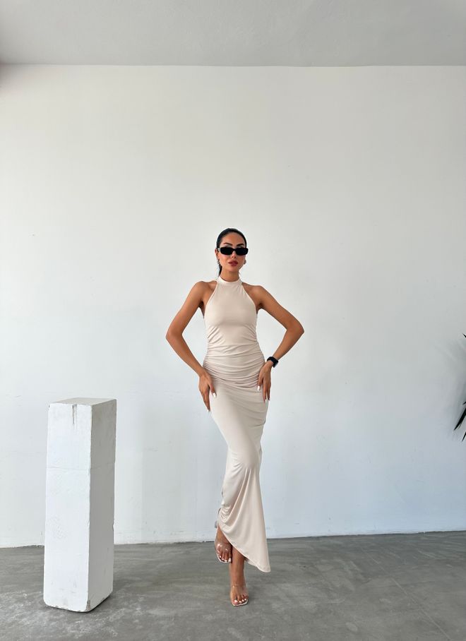 Fiori Vestido Arena Fruncido Escote Halter Con Detalle De Encaje En La Espalda Ropa al por mayor 4
