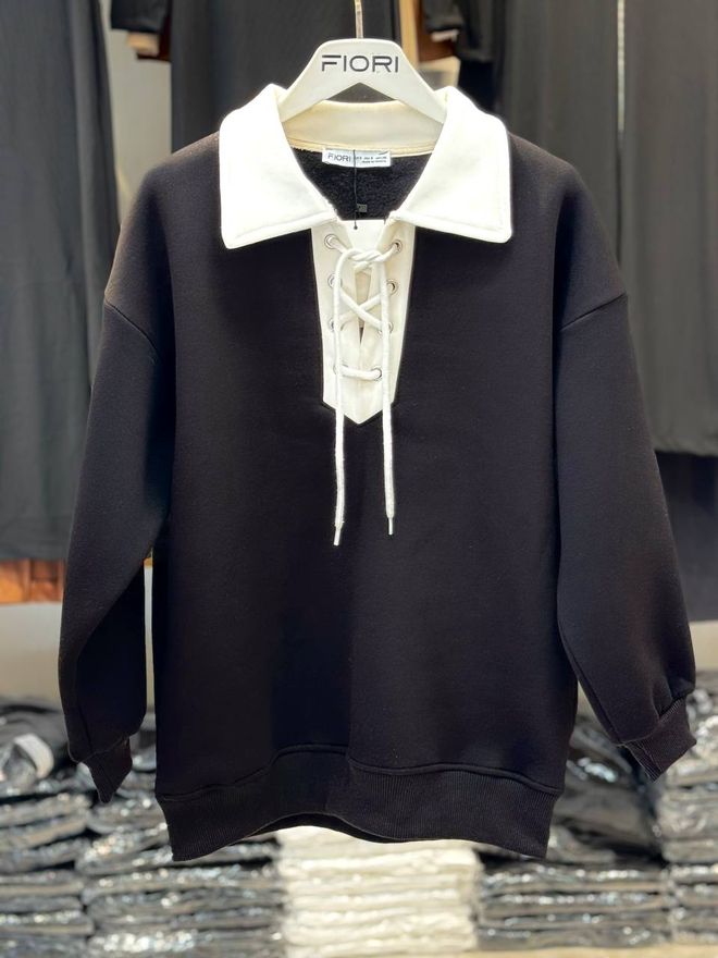Fiori Polo Collar Sweatshirt With Lace Detail And Raised Inside Wholesale Clothing Casual