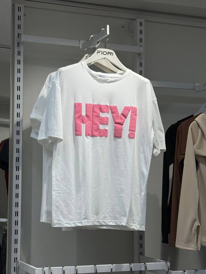Fiori T Shirt Mit Buchstabenmuster Großhandelskleidung Lässig