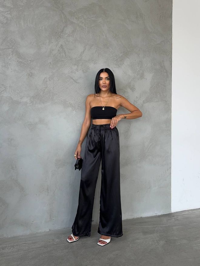 Fiori Juodos Palazzo Kelnės Su Plačiomis Kojūgalių Ir Aukštu Liemeniu Didmeninė prekyba drabužiais Kokteilinė