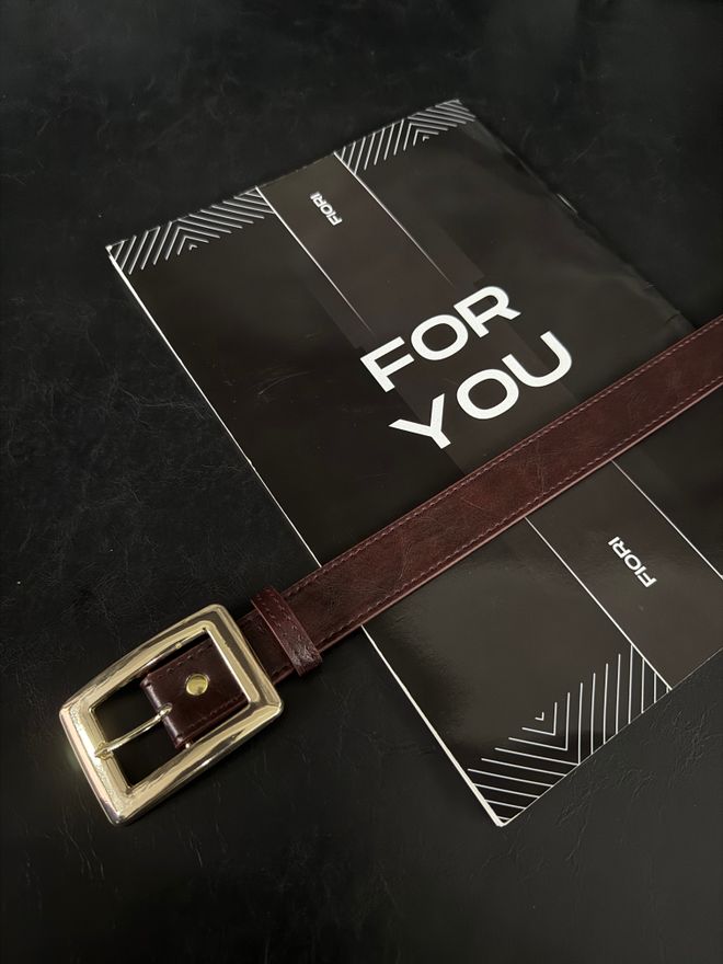 Fiori Moteriškas Diržas Su Kvadratine Sagtimi Didmeninė prekyba drabužiais Kokteilinė