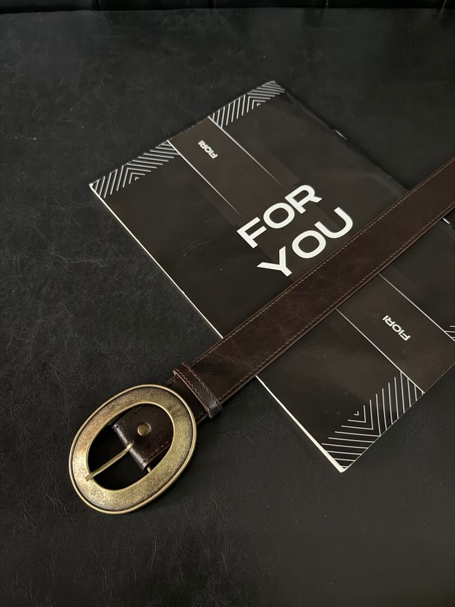 Fiori Calças Femininas Com Fivela Oval De Couro Sintético Cinto Jaqueta Cinto Cinto Social Roupas por atacado Casual