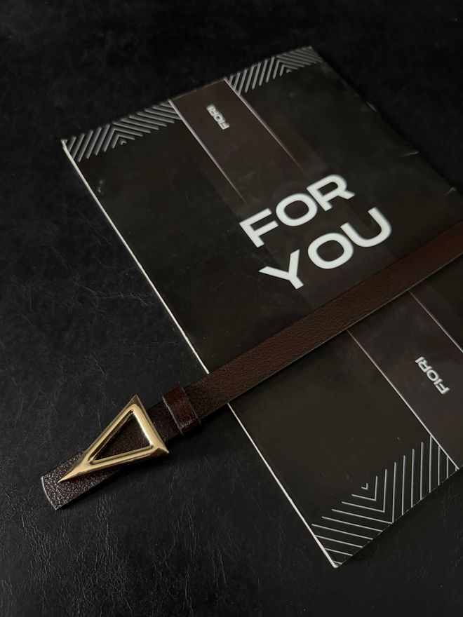 Fiori Prava Kožna Trouglasta Kopča Osnovna Ženska Jakna Za Pantalone Велепродаја одеће Неформалан