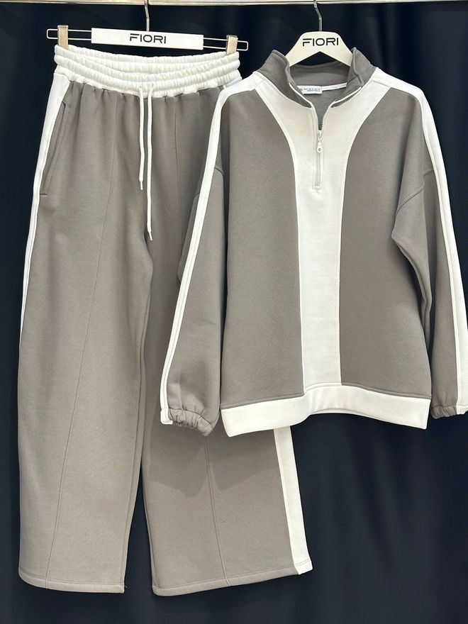 Fiori Tuta Beige Vestibilità Oversize Con Pantaloni Palazzo A Gamba Larga Abbigliamento all'ingrosso Da cocktail