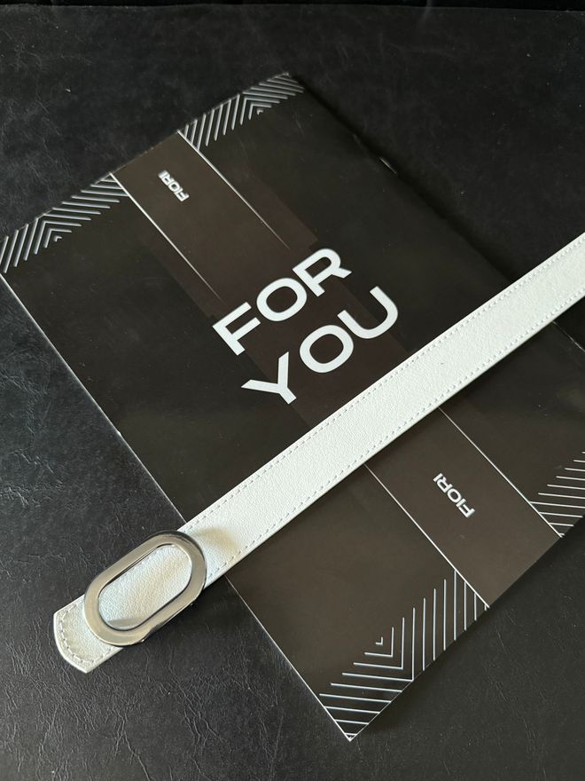 Fiori Οβάλ Ασημένια Πόρπη Γυναικείο Παντελόνι Ζώνη Ζώνη Ζώνη Ζών Χονδρικό εμπόριο ενδυμάτων Casual