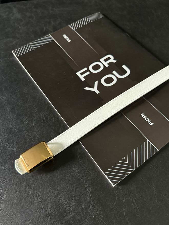 Fiori Rechteckige Schnalle Für Damen Gürtel Hose Gürtel Gürtel Kleid Gürtel Großhandelskleidung Lässig