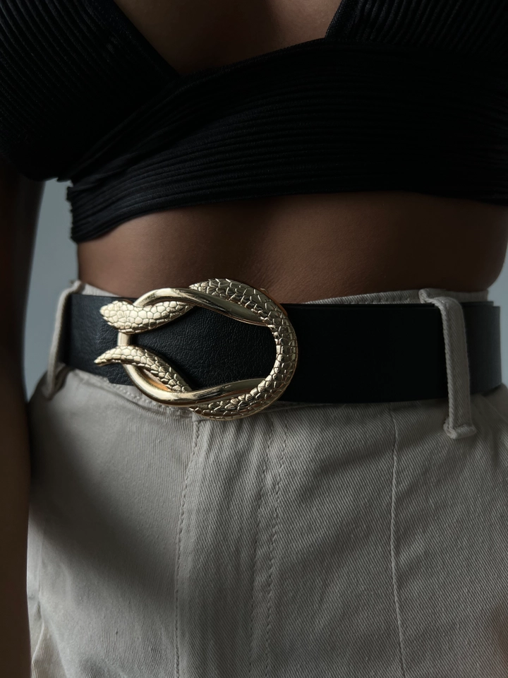 A wholesale clothing model wears FIO10001 - Cobra Snake Buckled Jacket Shirt Pants Belt, Turkish wholesale Belt of Fiori