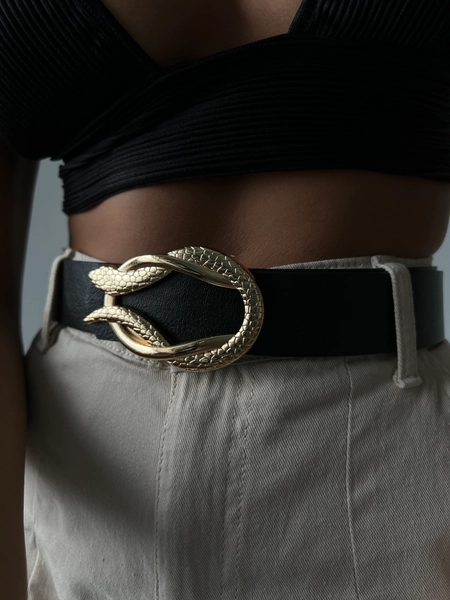 A model wears FIO10001 - Cobra Snake Buckled Jacket Shirt Pants Belt, wholesale Belt of Fiori Kemer to display at Lonca