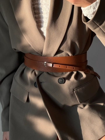 A wholesale clothing model wears  Front Long Waist Belt
, Turkish wholesale Belt of Fiori