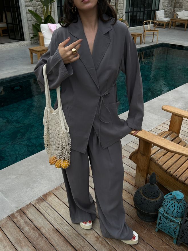 First Angels Chaqueta Extragrande Con Lazo En Tejido 100% Modal Antracita 29106 Ropa al por mayor Verano