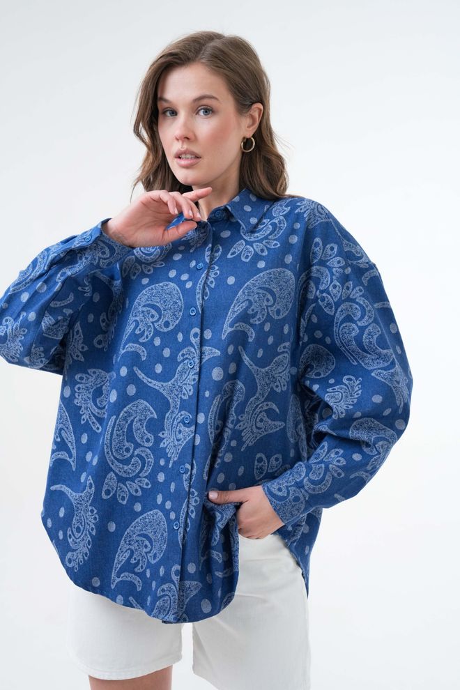 First Angels Camicia Di Jeans Oversize In Jacquard Blu Con Motivo Autoportante 29134 Abbigliamento all'ingrosso Casuale