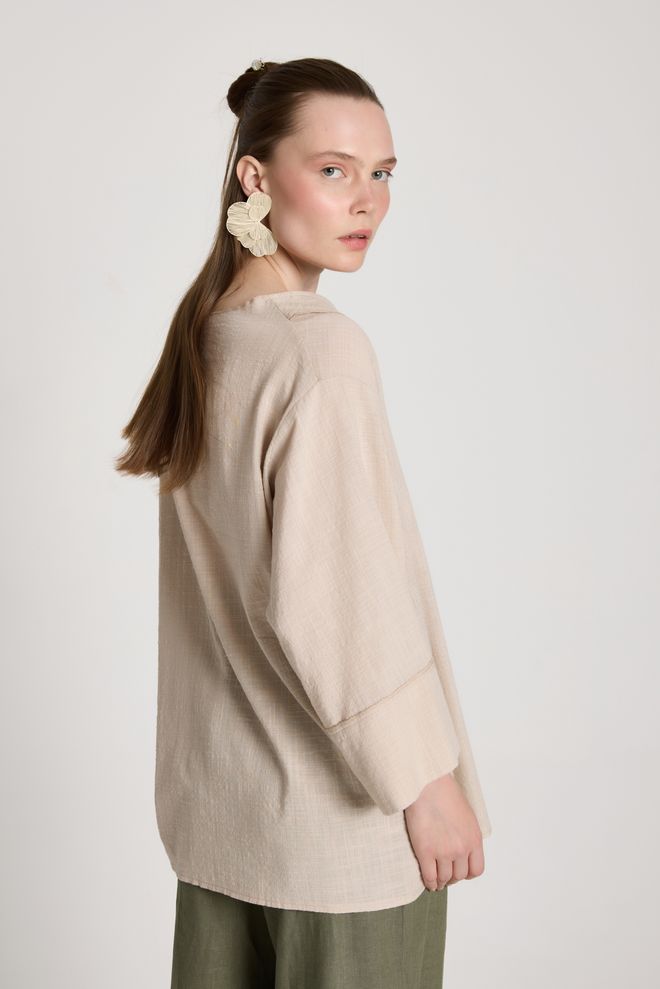 First Angels Béžové Kimono Vo Voľnom Strihu S V výstrihom Veľkoobchod s oblečením Doma