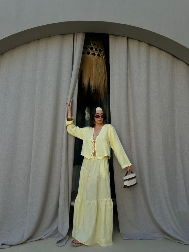 First Angels Κίτρινη Boho Πολυεπίπεδη Μάξι Φούστα Με Μέση Μέτρια Και Κορδόνι Χονδρικό εμπόριο ενδυμάτων Boho