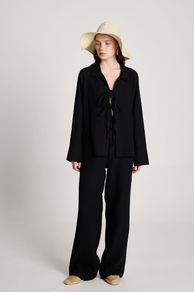 First Angels Черный Поставил С Зубчатой Шеей И Застежкой На Галстук Оптовая продажа одежды Бездельничать