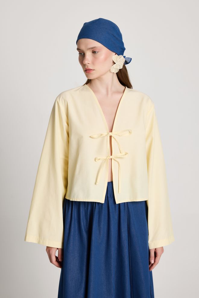 First Angels Beige Etnische Elegante Blouse Met Uitgesneden Hals Groothandel Kleding Casual