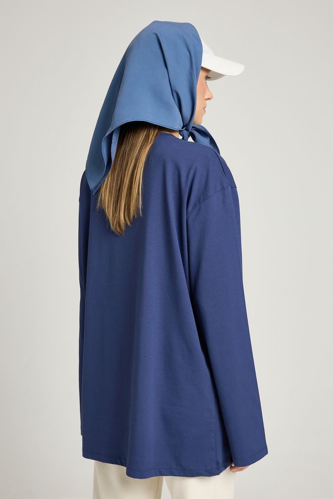 First Angels Azul marinho T Shirt Modesto Casual Com Ajuste Oversized Roupas por atacado Casual