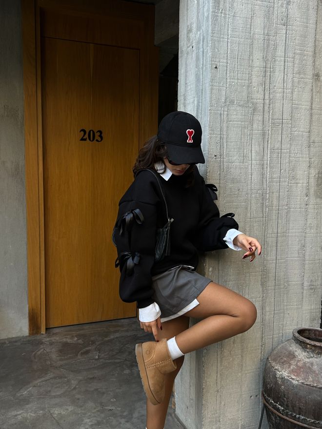 First Angels Sweatshirt Preto Oversize Com Decote Crew Roupas por atacado Primavera