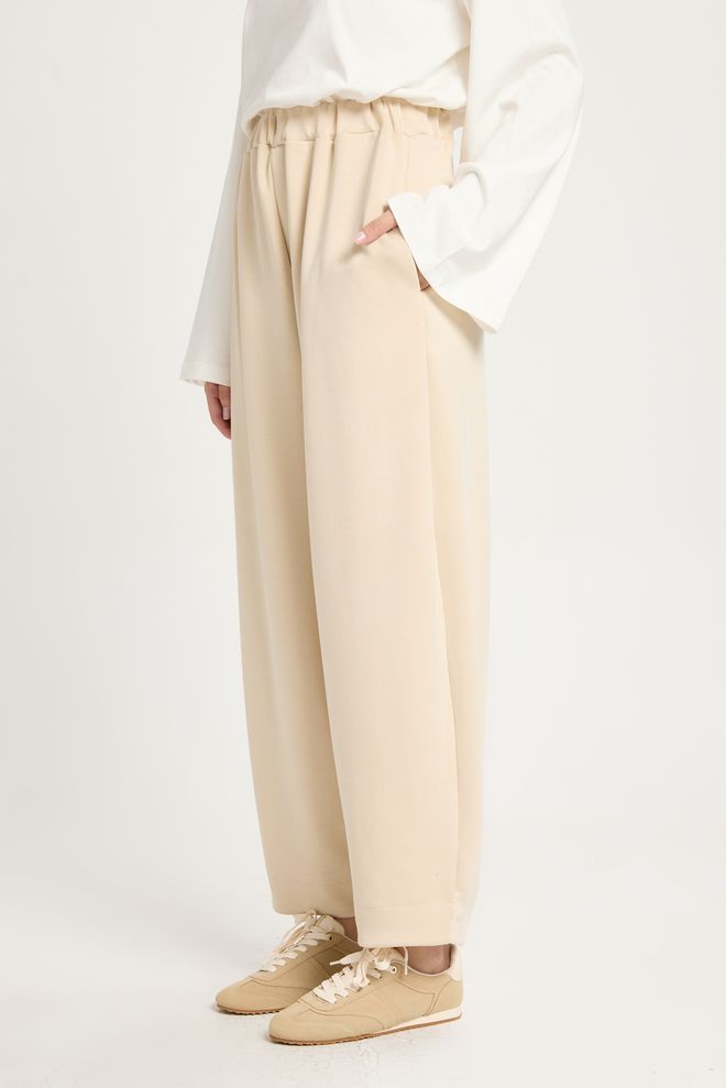 First Angels Joggingbroek Beige Jogger Hoge Taille Wijde Pijp Groothandel Kleding Bescheiden
