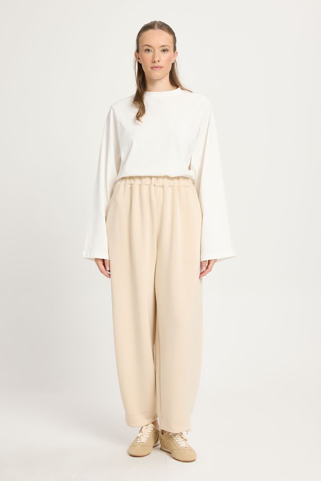 First Angels بنطال رياضة بيج واسع الساق برباط خصر مرتفع ملابس بالجملة شتاء