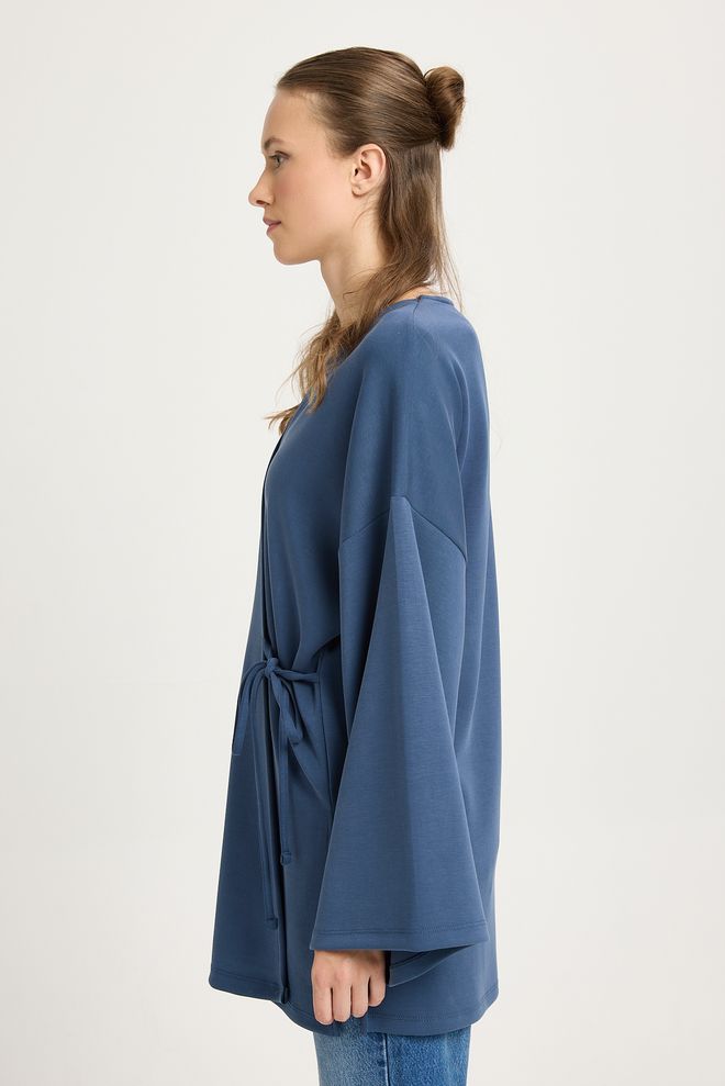 First Angels Plava Kimono Predimenzionirana S Ekstra Dugim Rukavima Veleprodaja odjeće Lounge