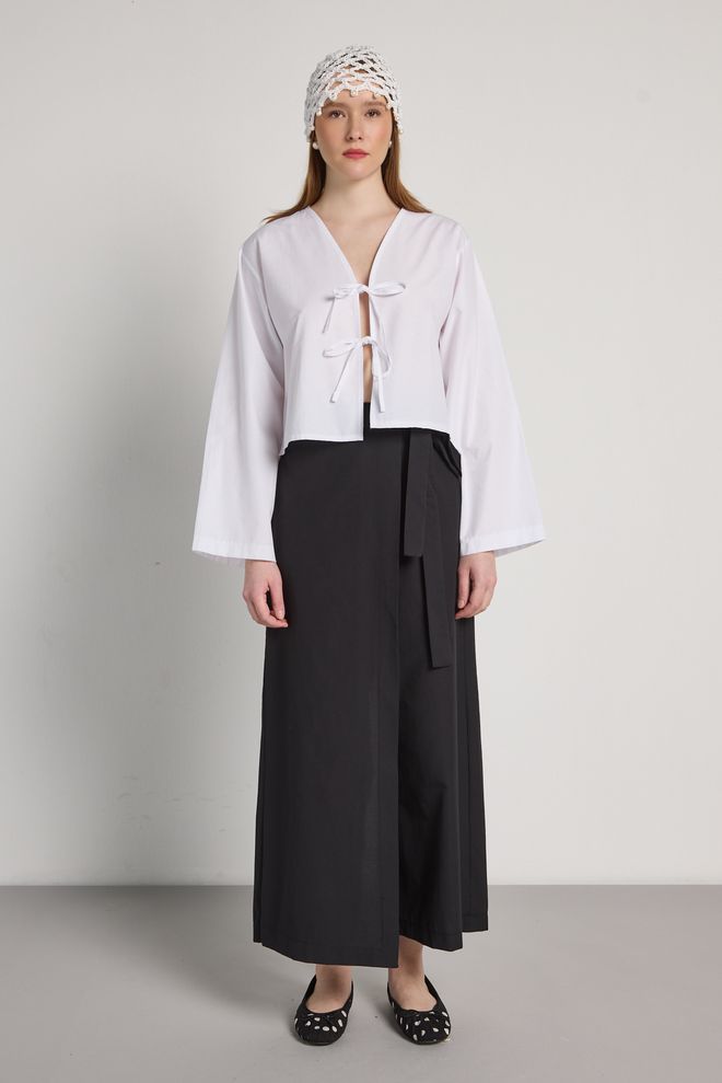 First Angels Juodos Apvyniojamos Platėjančios Juosmens Ilgos Kelnės Kasdieninės Didmeninė prekyba drabužiais Kokteilinė