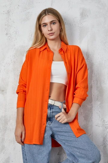 A wholesale clothing model wears  Orange Textured Long Shirt
, Turkish wholesale Tunic of First Angels