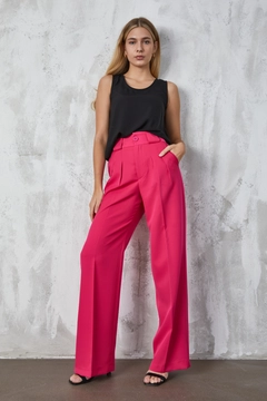 A wholesale clothing model wears fan10295-fuchsia-atlas-fabric-palazzo-trousers, Turkish wholesale Pants of First Angels