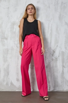 A wholesale clothing model wears fan10295-fuchsia-atlas-fabric-palazzo-trousers, Turkish wholesale Pants of First Angels
