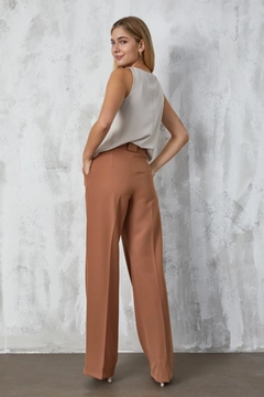 A wholesale clothing model wears fan10299-mink-atlas-fabric-palazzo-trousers, Turkish wholesale Pants of First Angels