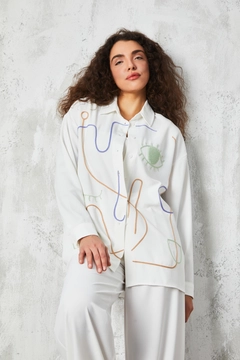 A wholesale clothing model wears fan10428-white-embroidered-shirt, Turkish wholesale Shirt of First Angels