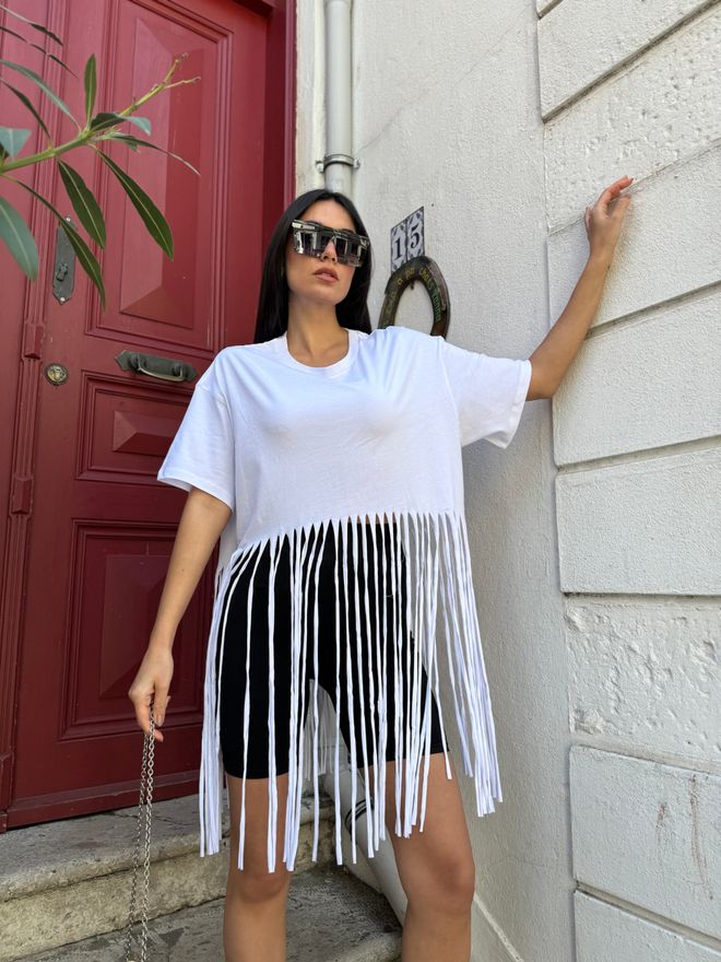 First Angels T shirt Oversize Bianca In Cotone Pettinato Con Nappe Abbigliamento all'ingrosso Casuale
