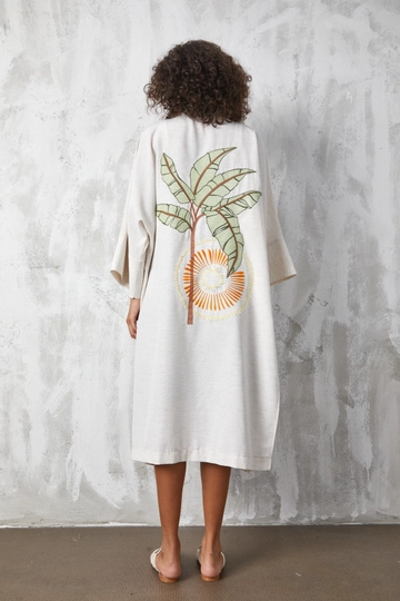 A wholesale clothing model wears  Natur Linen Embroidered Long Kimono
, Turkish wholesale Kimono of First Angels