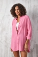 A wholesale clothing model wears fan10505-fuchsia-nada-fabric-tunic, Turkish wholesale  of 