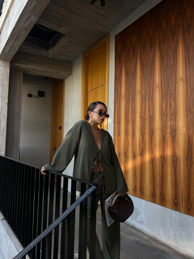 First Angels Women's Khaki Crinkle Fabric Front Tie Oversize Kimono Blouse 28172 Wholesale Clothing Polyester