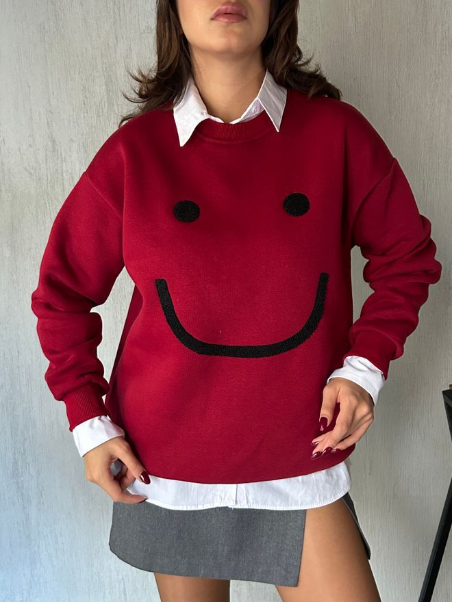 First Angels Moletom Claret Red Smile Süzene Bordado 3 Fios Raster Corte Largo 28313 Roupas por atacado Casual