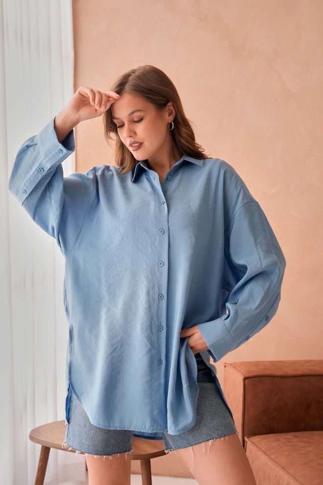 First Angels Camicia A Tunica Oversize Lunga Con Taglio Asimmetrico In Tessuto Modale Blu 29005 Abbigliamento all'ingrosso Casuale