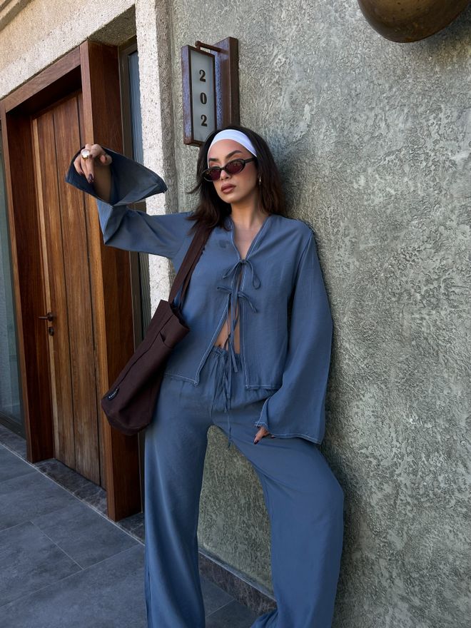 First Angels Indigofarbenes Set Aus Hemd Und Hose Mit Konturnähten Aus 100% Modal 29014 Großhandelskleidung Sommer