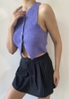 Bir model,  toptan giyim markasının fan10170-lilac-boucle-lycra-knitwear-vest toptan  ürününü sergiliyor.