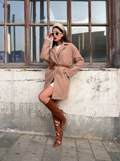 A wholesale clothing model wears fan10215-brown-belt-detailed-lined-coat, Turkish wholesale Coat of First Angels