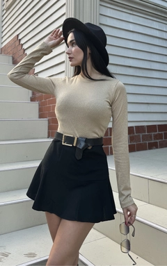 A wholesale clothing model wears fan10223-mink-crew-neck-basic-long-sleeve-slimfit-bady, Turkish wholesale Blouse of First Angels