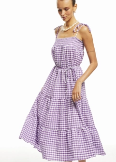 Hurtowa modelka nosi 9929 - Plaid Mid Dress - Purple, turecka hurtownia Sukienka firmy Fk.Pynappel